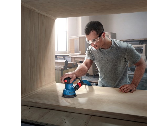 Ekscentrični brusilnik Bosch GEX 125, 06013A8020